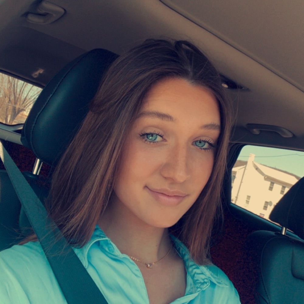 Meet your Posher, Madison smith